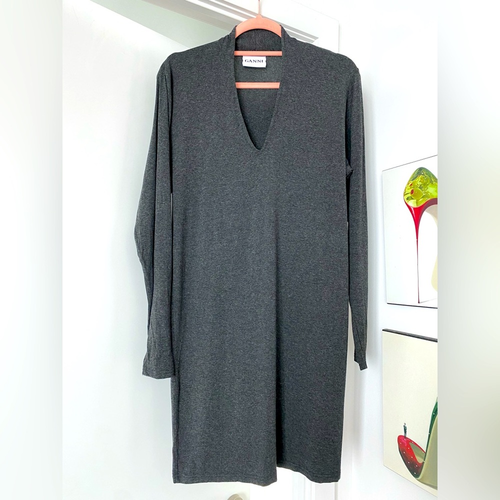 Ganni l Gray V-Neck Shift Dress